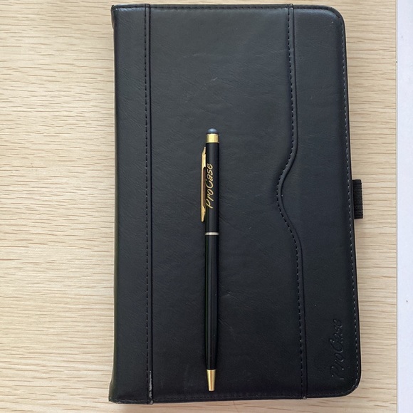 Samsung Galaxy Tab E -16GB- Black Tablet, Leather Case, Stylus, Screen Protector - Picture 6 of 11